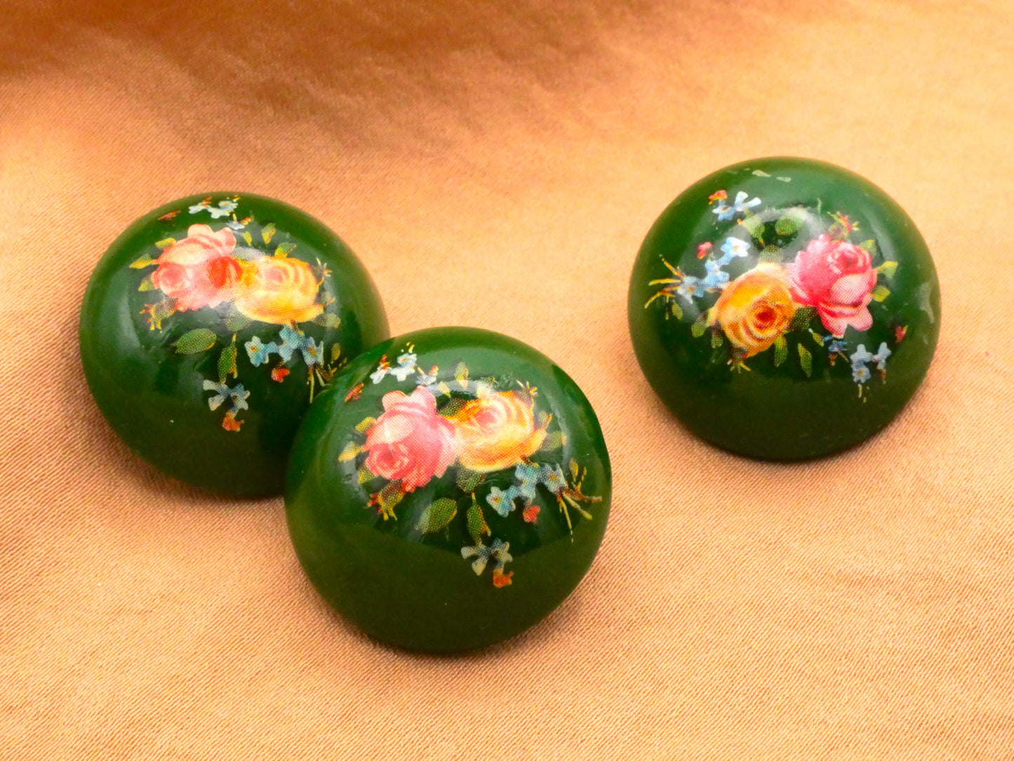 Dark Green Domed Plastic Pink Yellow Roses Button 24mm