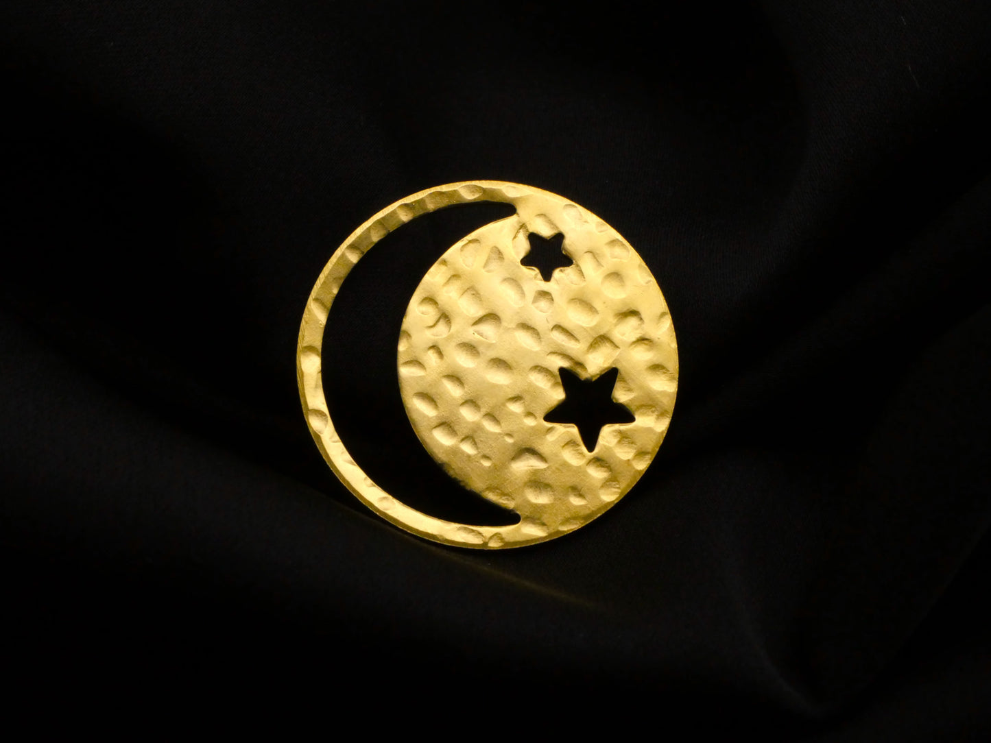 Hammered Brass Crescent Moon Stars Button 25mm