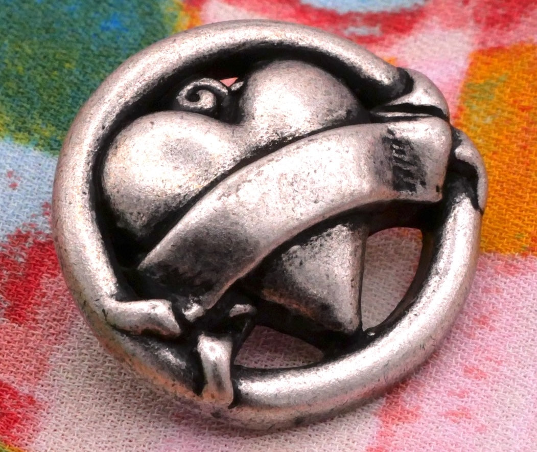 Heart with Banner Circle Metal Button 20x22mm