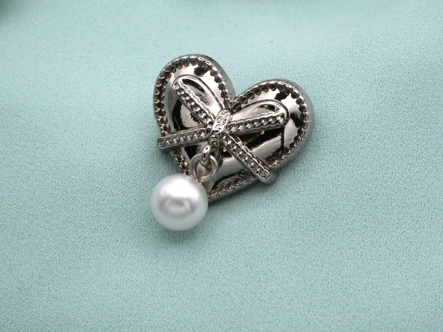 Silver Gold Heart with Bow and Dangling Pearl Button 23x24mm