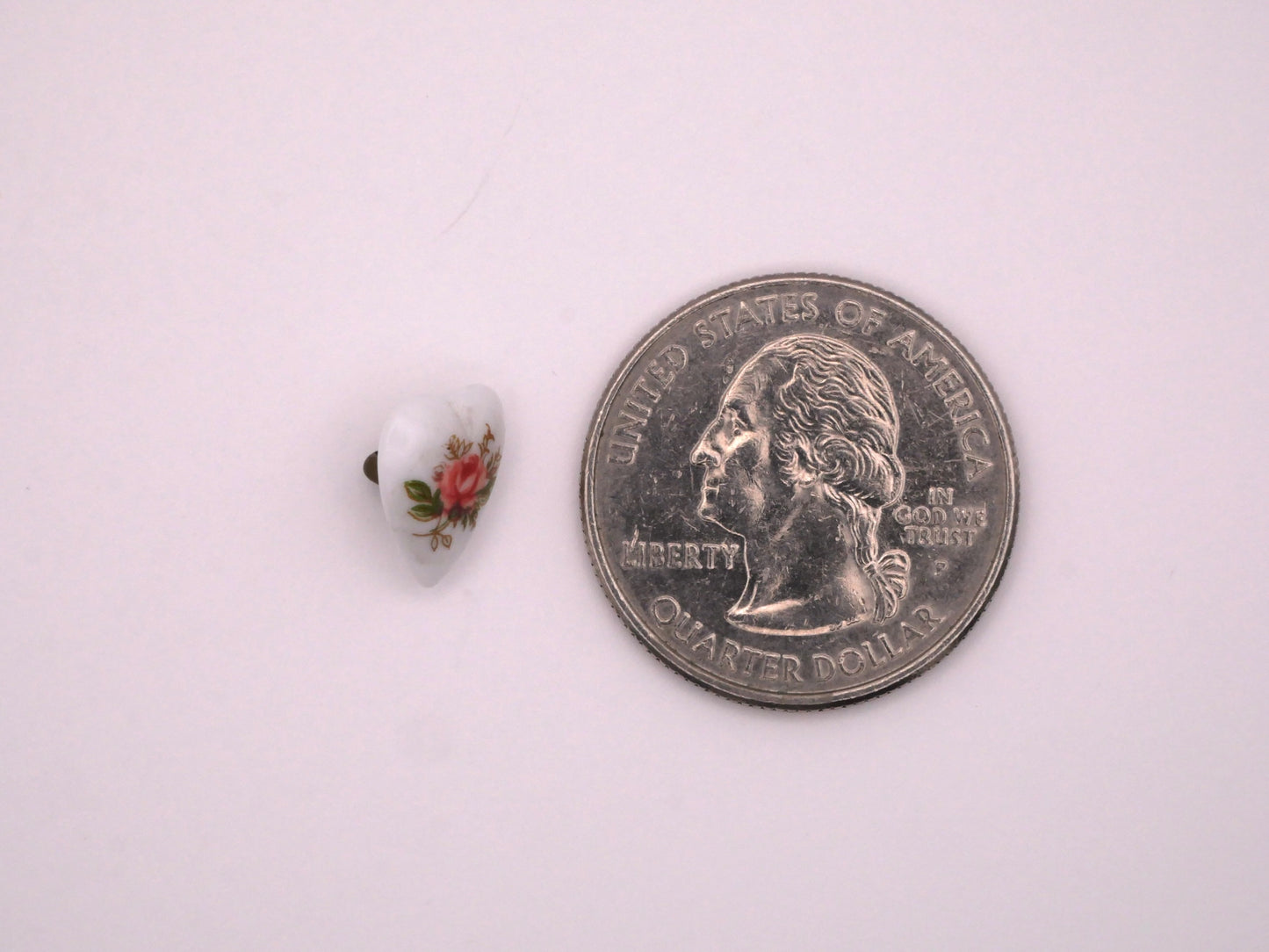 Small Glass Heart Rose Button 10x11mm