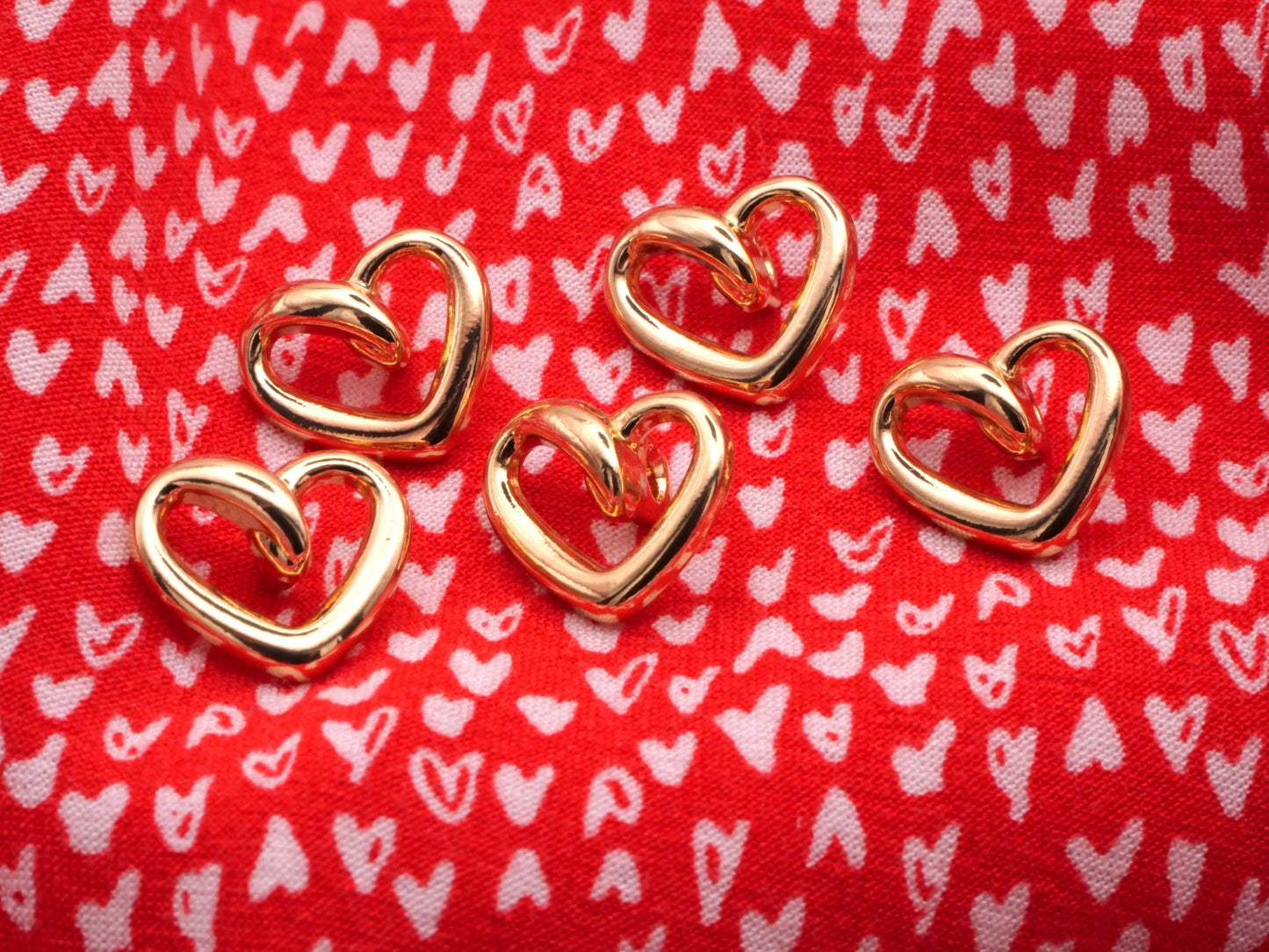 Loop Hearts Set of Five Silver Gold 11x13mm