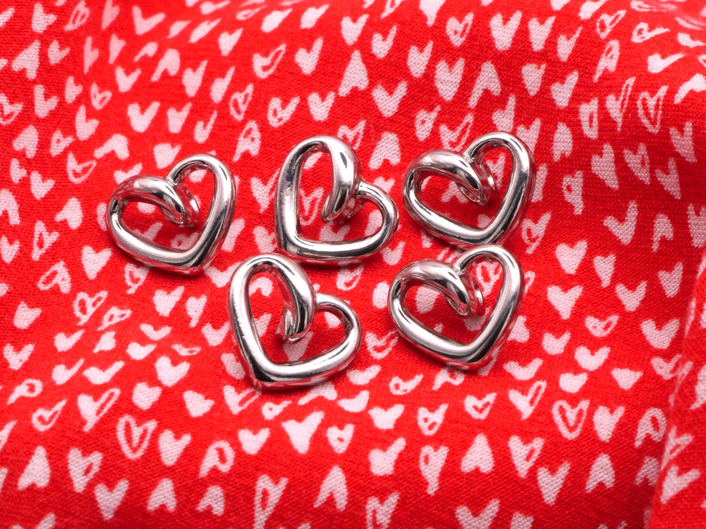 Loop Hearts Set of Five Silver Gold 11x13mm