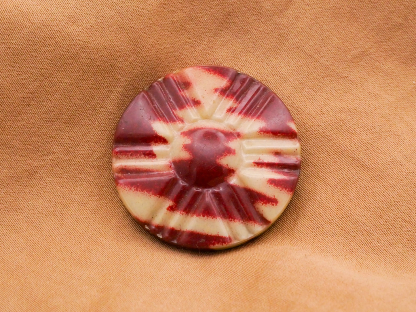 Tribal Ikat Design Celluloid Tight Top Early Plastic Vintage Button 28mm