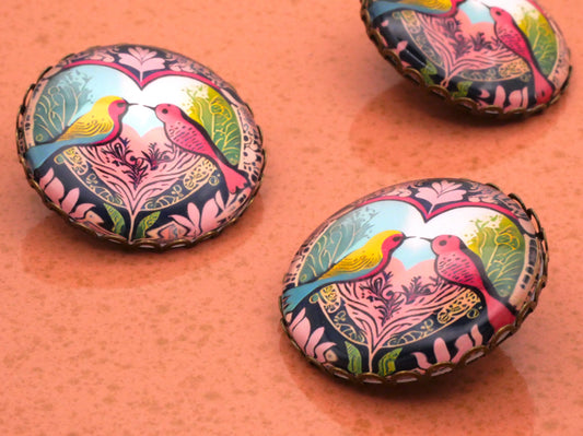 Lovebirds Heart Large Glass Dome Button Lace Frame 31mm
