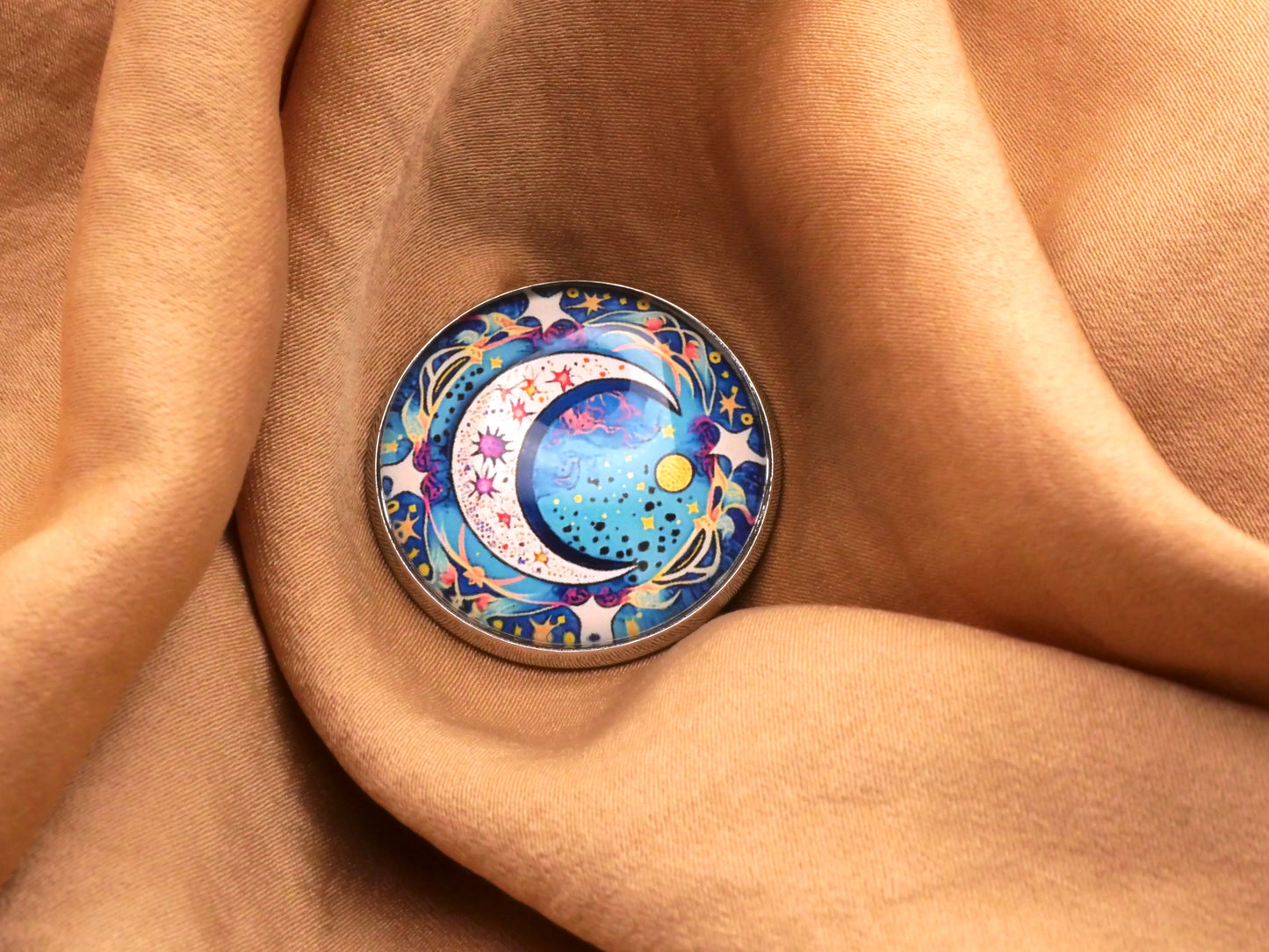 Festival Moon Star Celestial Glass Dome Button 27mm