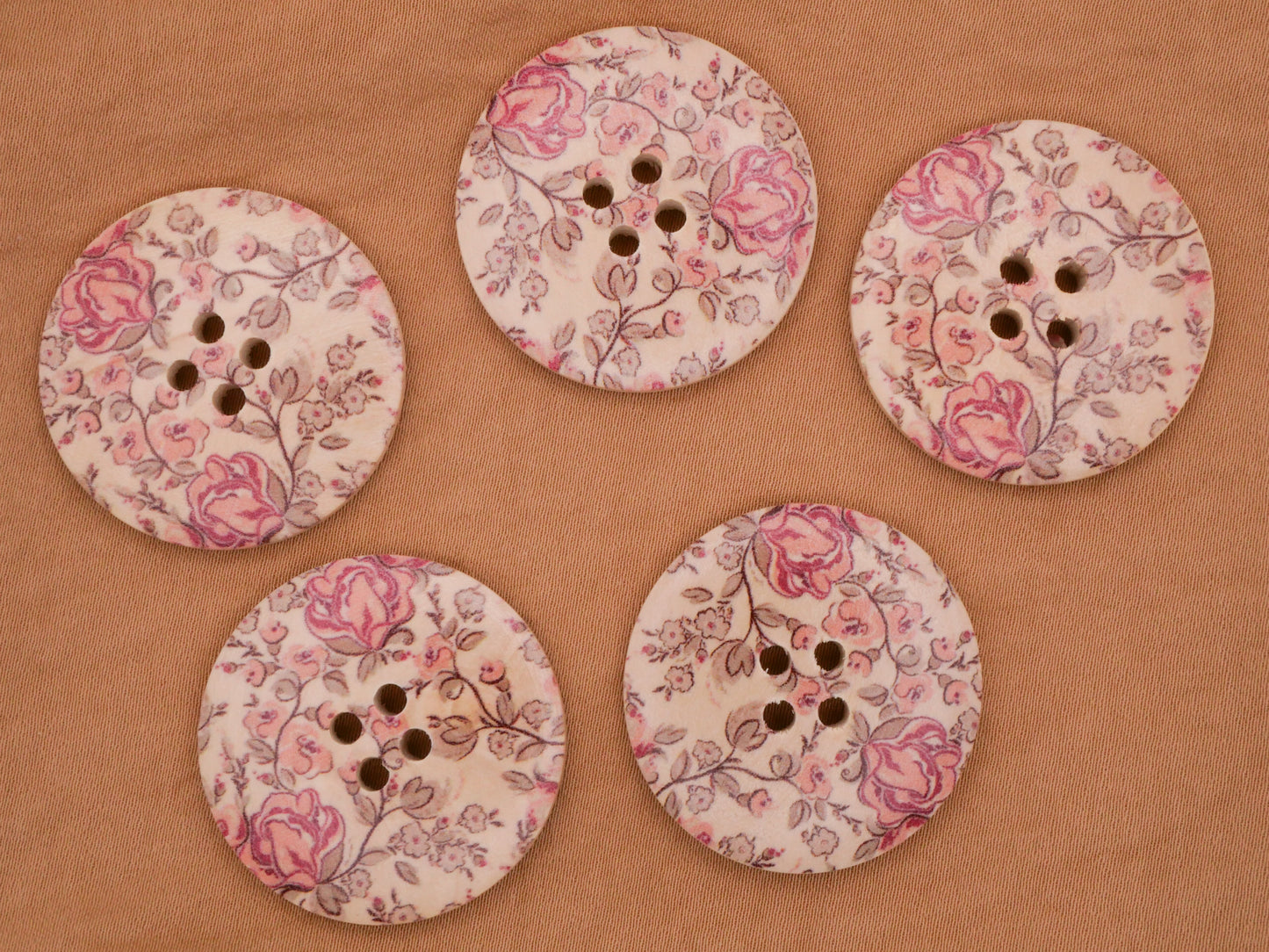 Rose Bush Pattern Wood Button 30mm