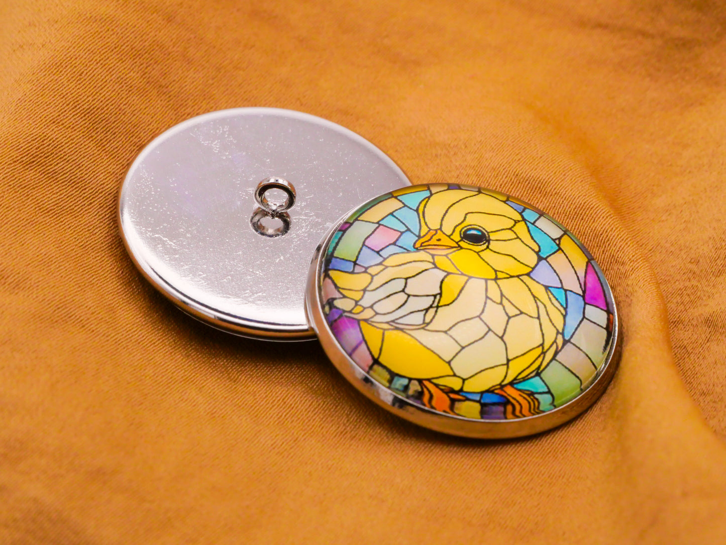 Chick Stained Glass Spring Glass Dome Button 27mm