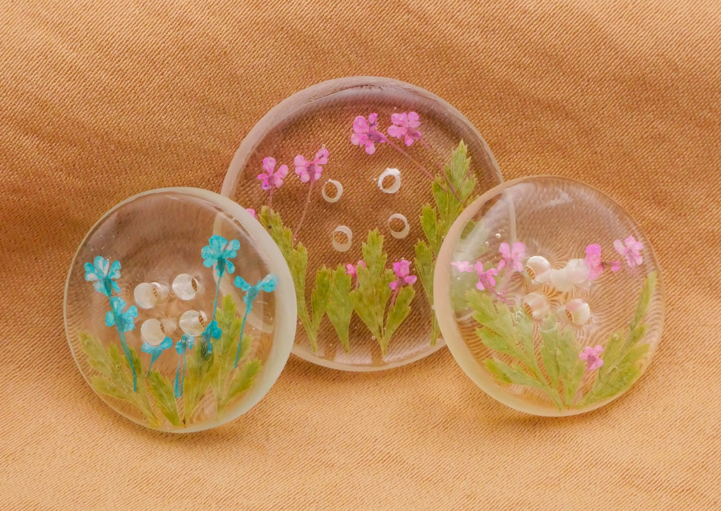 Habitat Like Real Flowers Plastic Sew-Thru Button 20-24mm