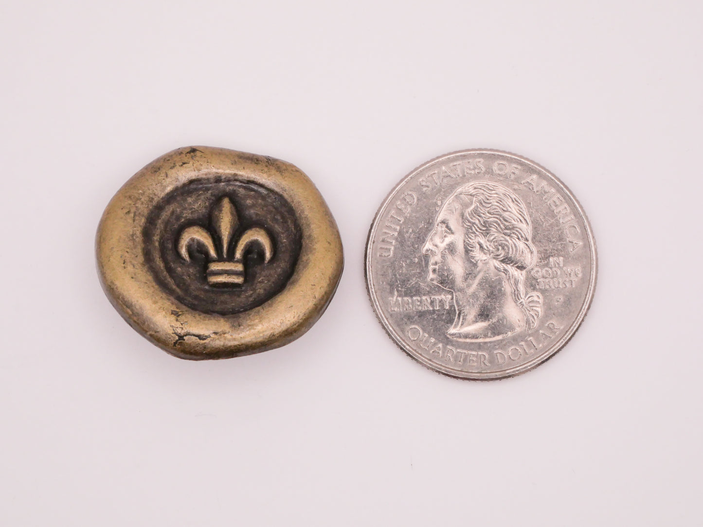 Fleur-de-lis Lily Stamp Seal Look Bronze Metal Button 24x25mm