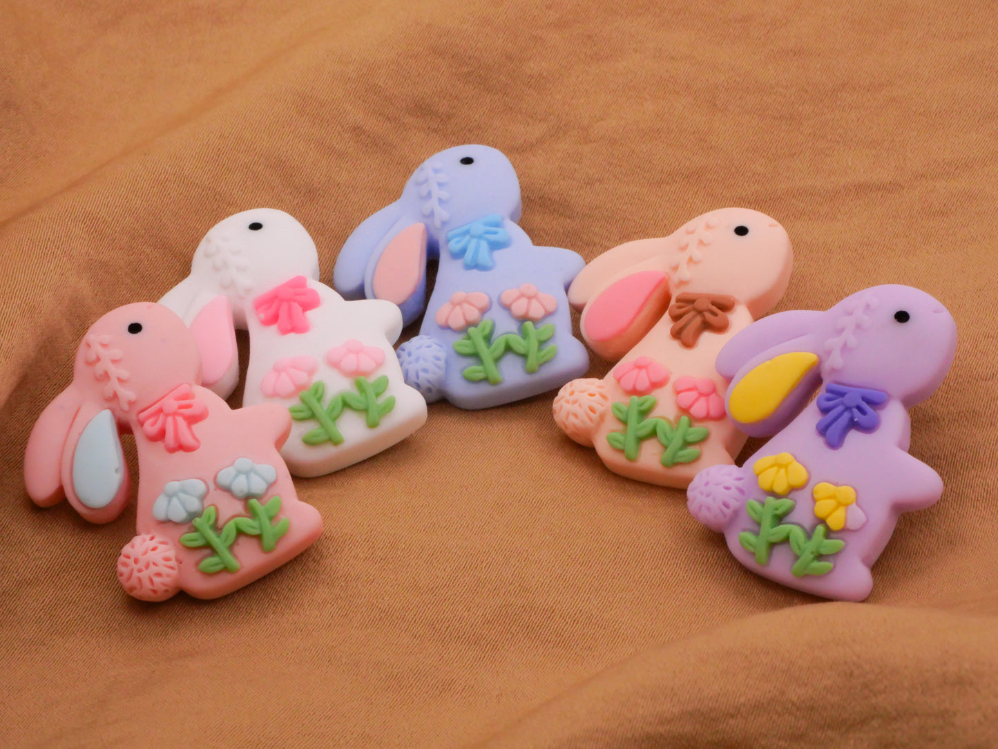 Bunny Rabbit Flowers Bow Set of Five Resin Plastic Buttons 25x29mm