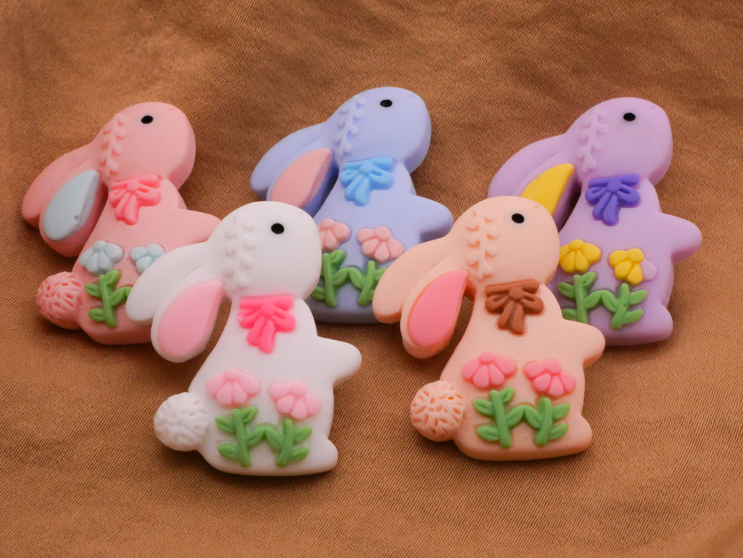 Bunny Rabbit Flowers Bow Set of Five Resin Plastic Buttons 25x29mm