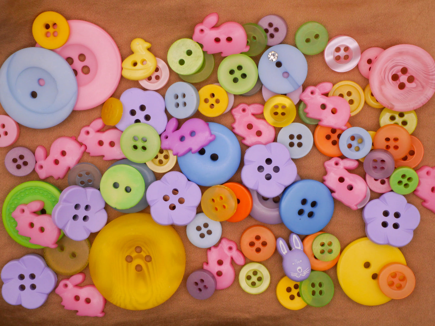 Easter Pastel Bunny Rabbit Flower Plastic Set of Seventy-Five Buttons 9-30mm