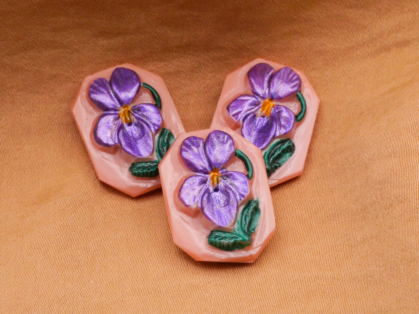 Violet Flower Purple Pink Czech Glass Button 16x23mm