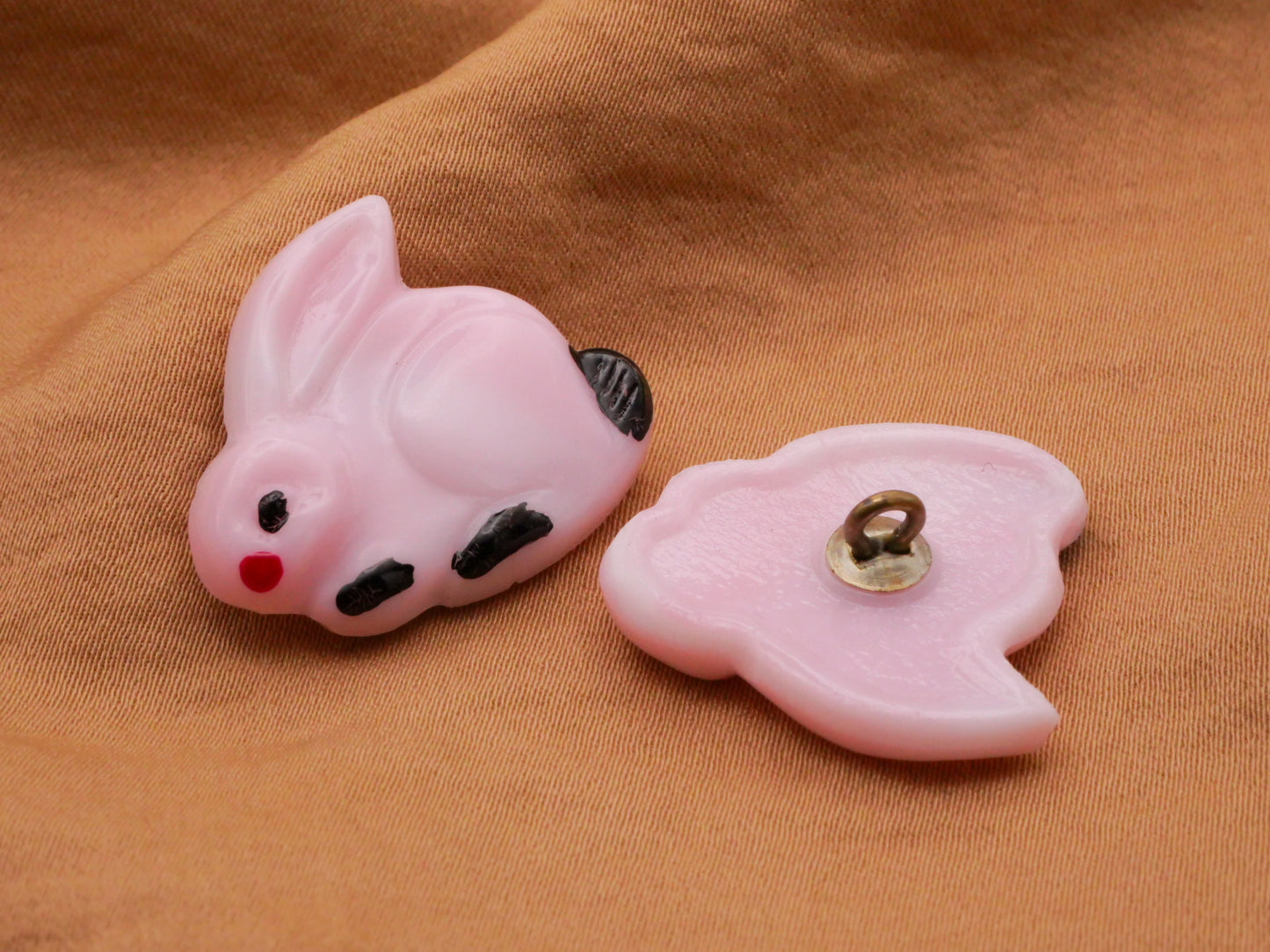 Bunny Rabbit Czech Glass Pale Pink Button 22x26mm