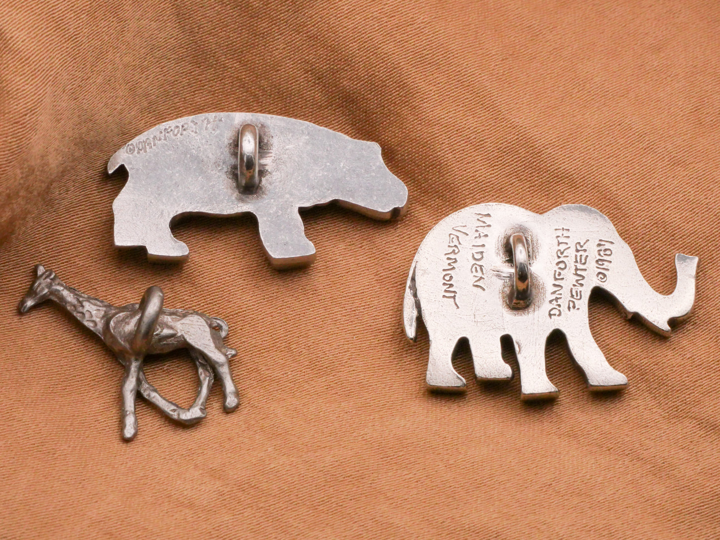 Danforth Pewter Safari Animals Elephant Hippo Giraffe Metal Buttons 15-27mm