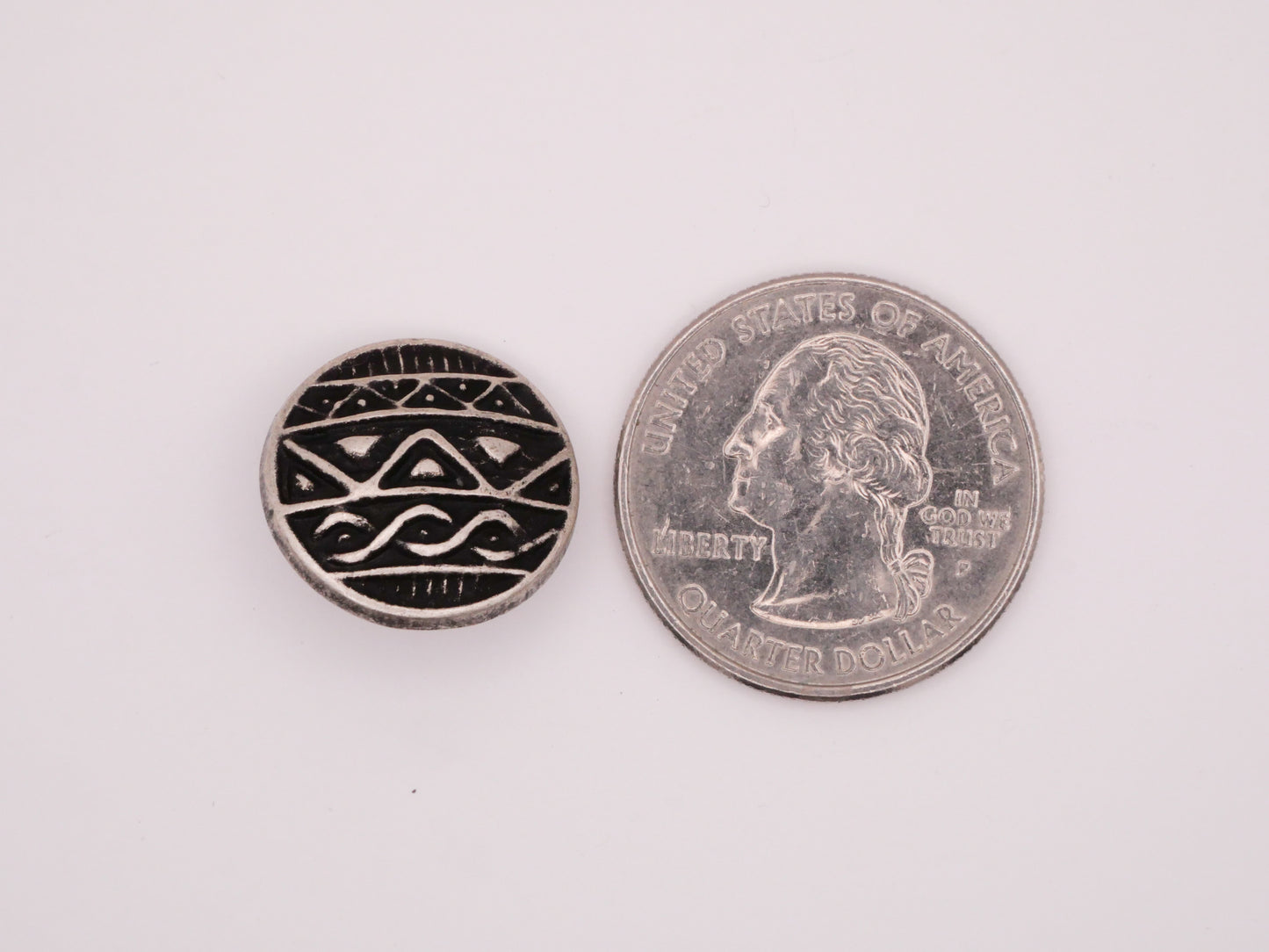 Tribal Design Triangle Waves Metal Button 18mm