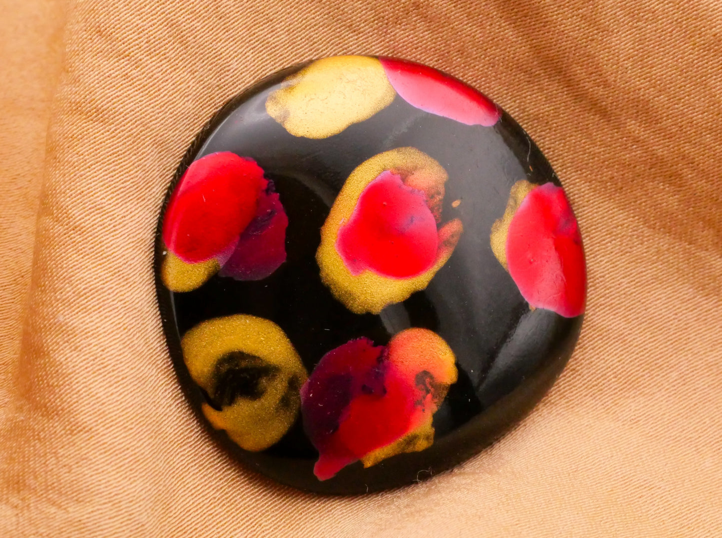 Paint Drops Gold Red Fuchsia Black Plastic Button 31x33mm