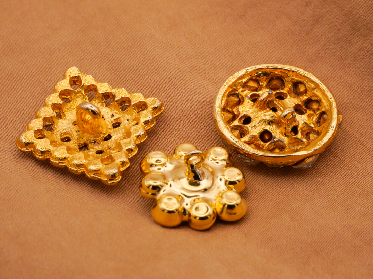 Rhinestone Gold Metal Square Flower Button Various 19-23mm