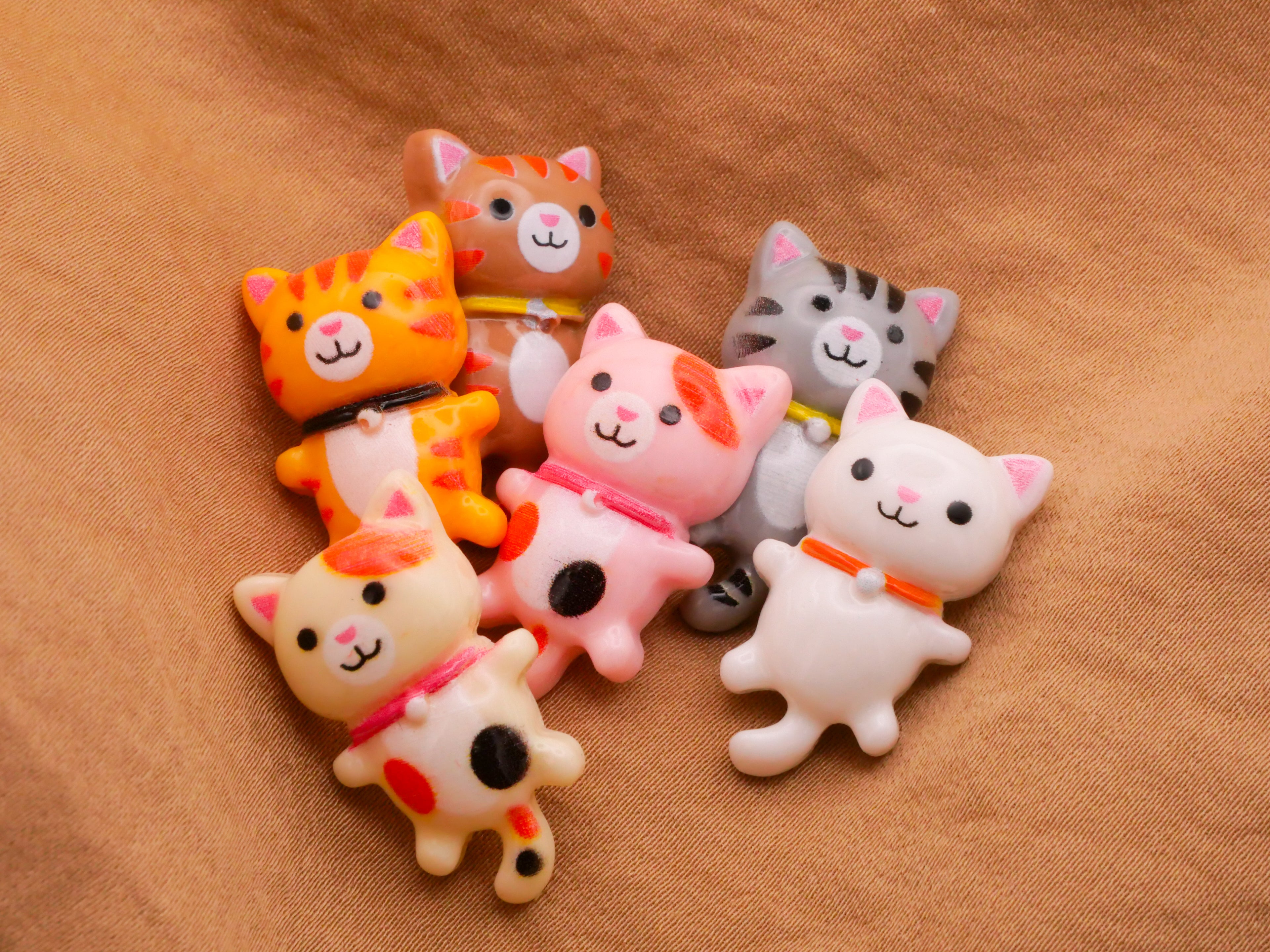 Kitten Button Kitty Cat Multi-Color Set of Six Plastic Kids Buttons 15x27mm – Button ...