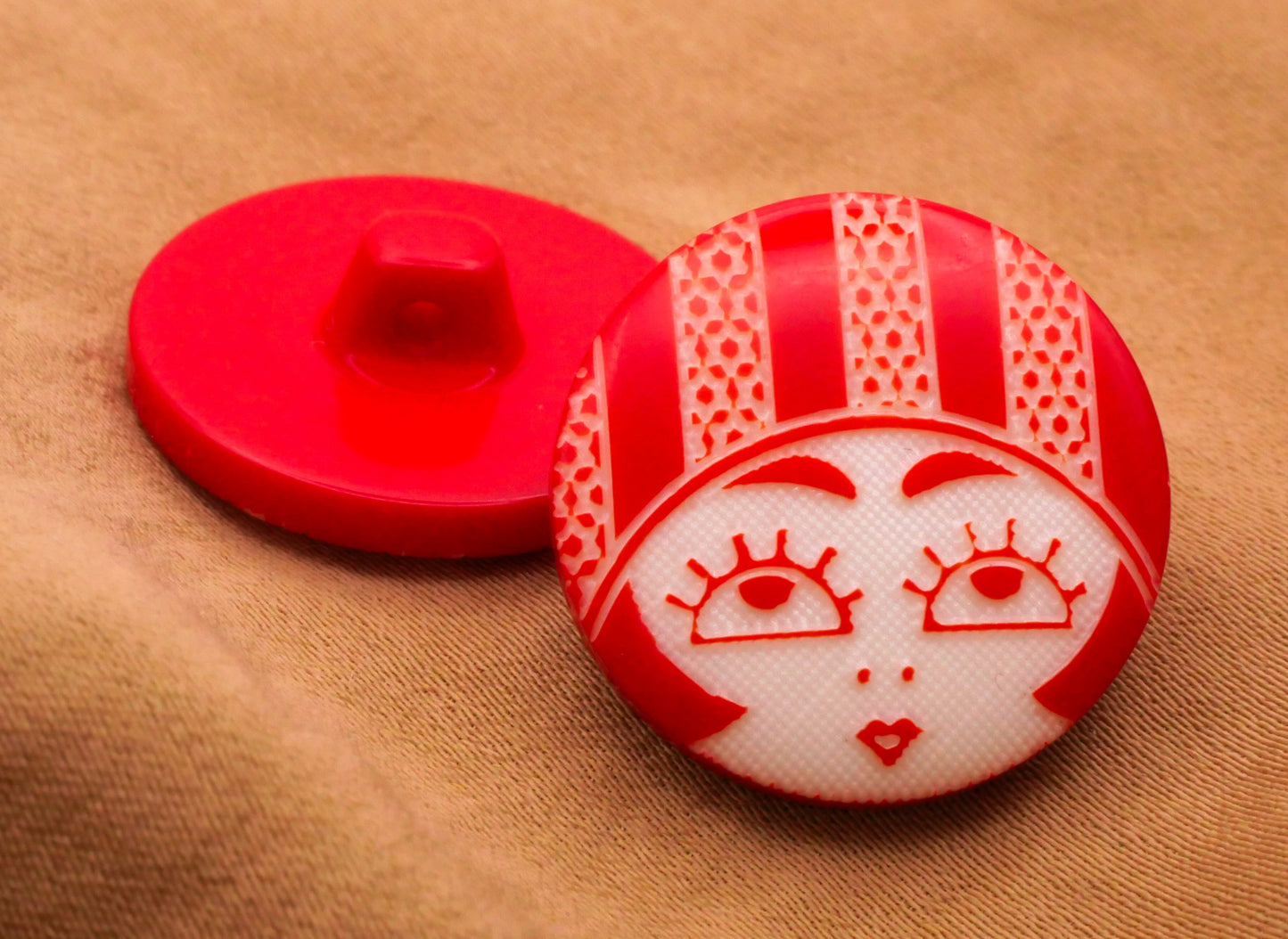 Flapper Girl Red Laser Etched JHB Button 20mm