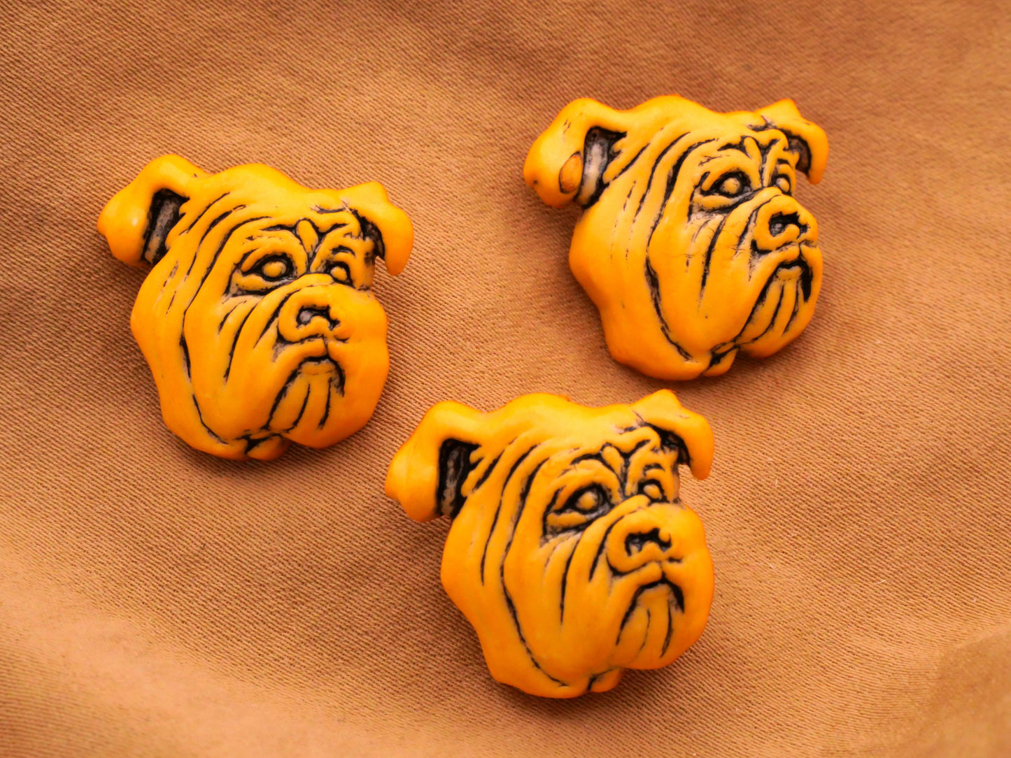 Bulldog Grumpy Face Dog Mustard Yellow Plastic Button 18x19mm