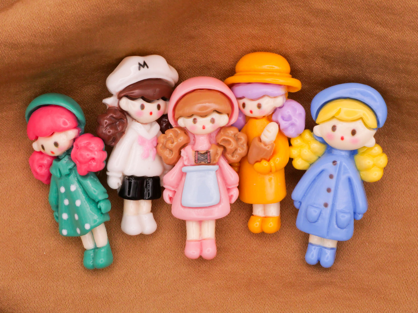 Girls Cute Outfits Hats Plastic Button Various 18x36mm