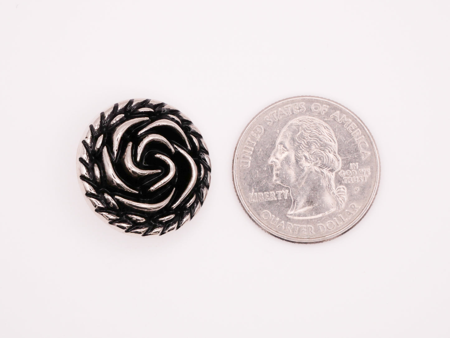 Rose Rope Edge Antiqued Silver Metal Button 23mm