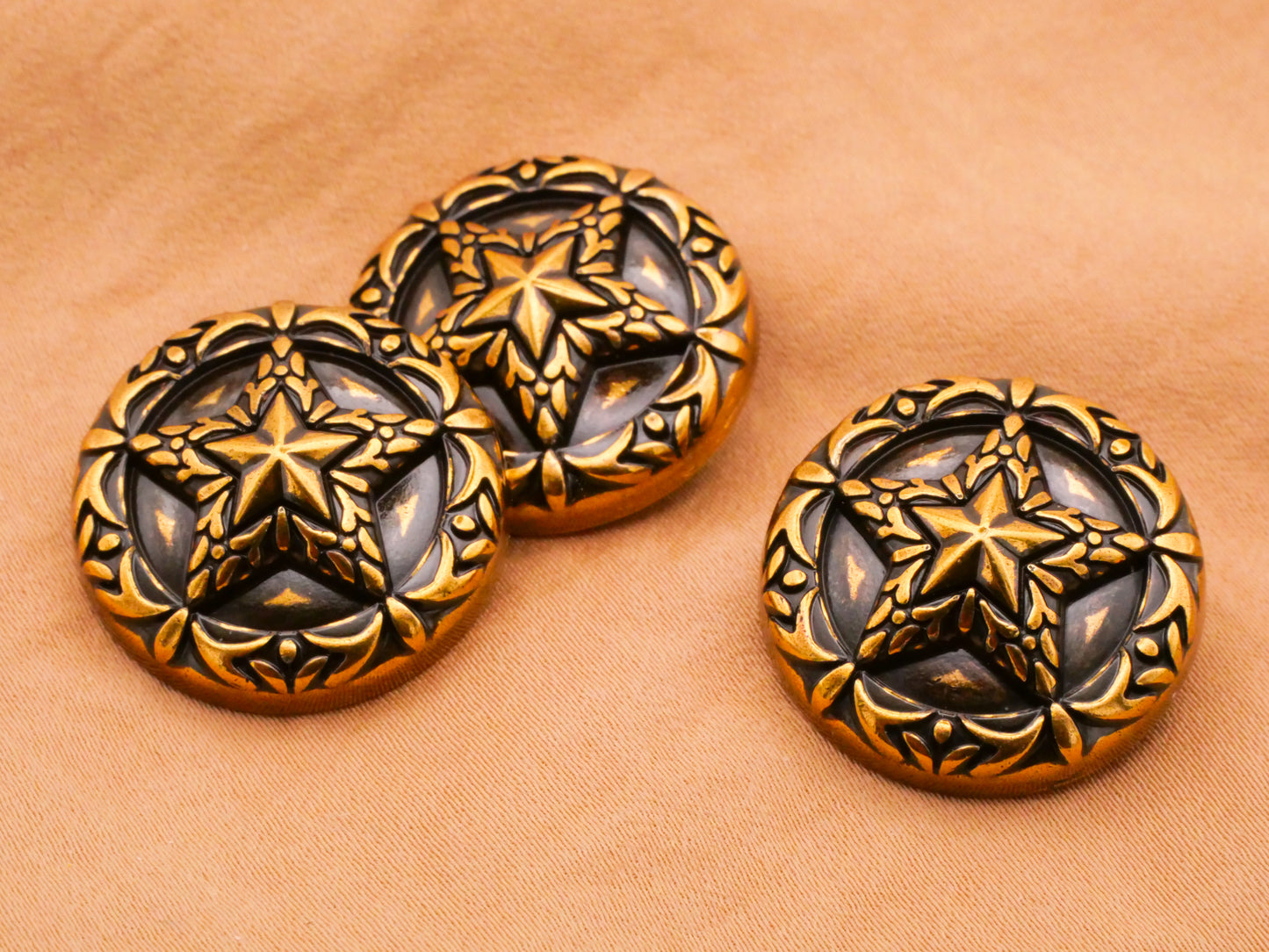 Star Western Design Antiqued Silver Gold Brass Metal Button Various 23mm