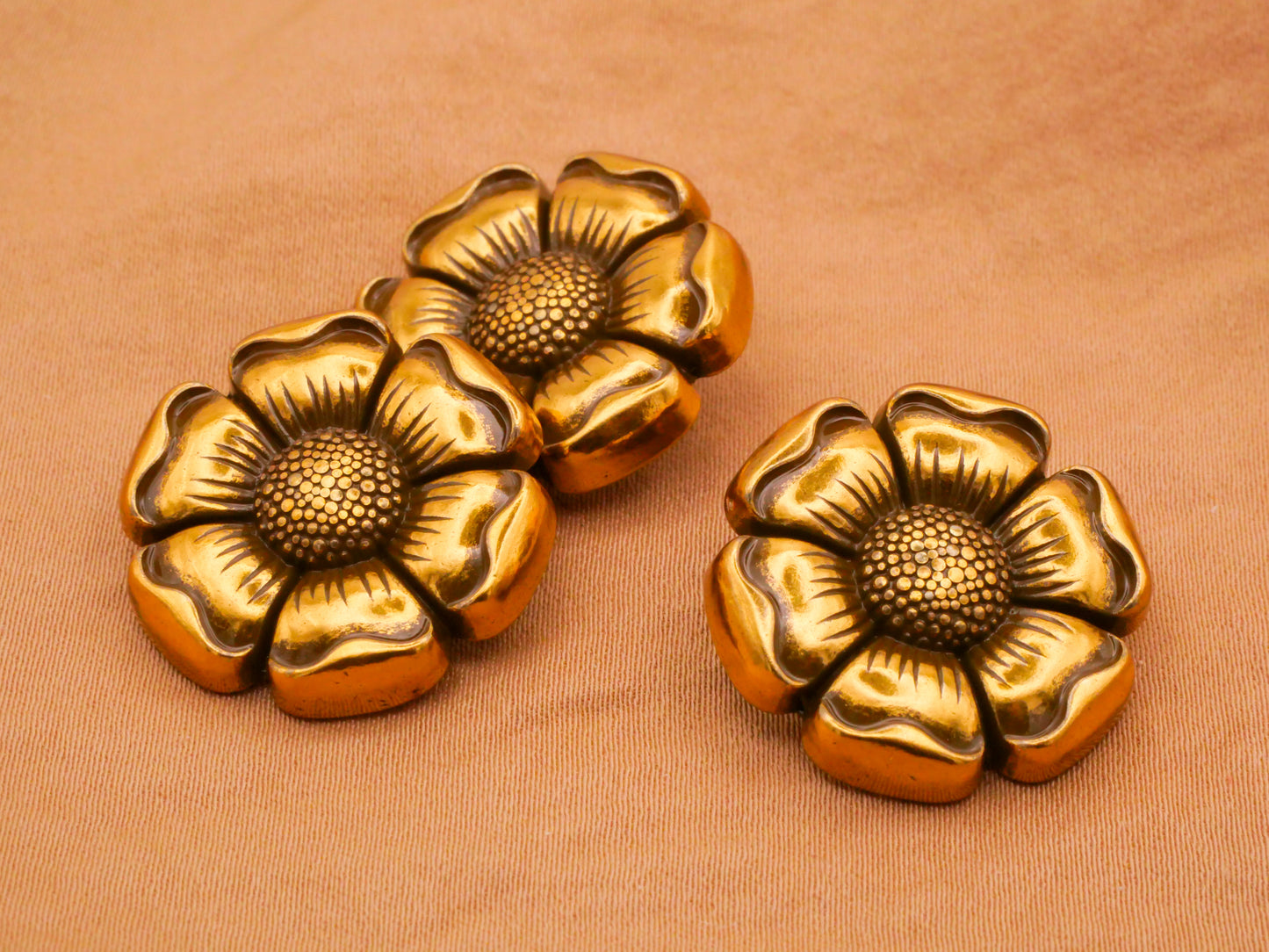 Flower Blossom Six Petal Gold Brass Metal Button 23mm