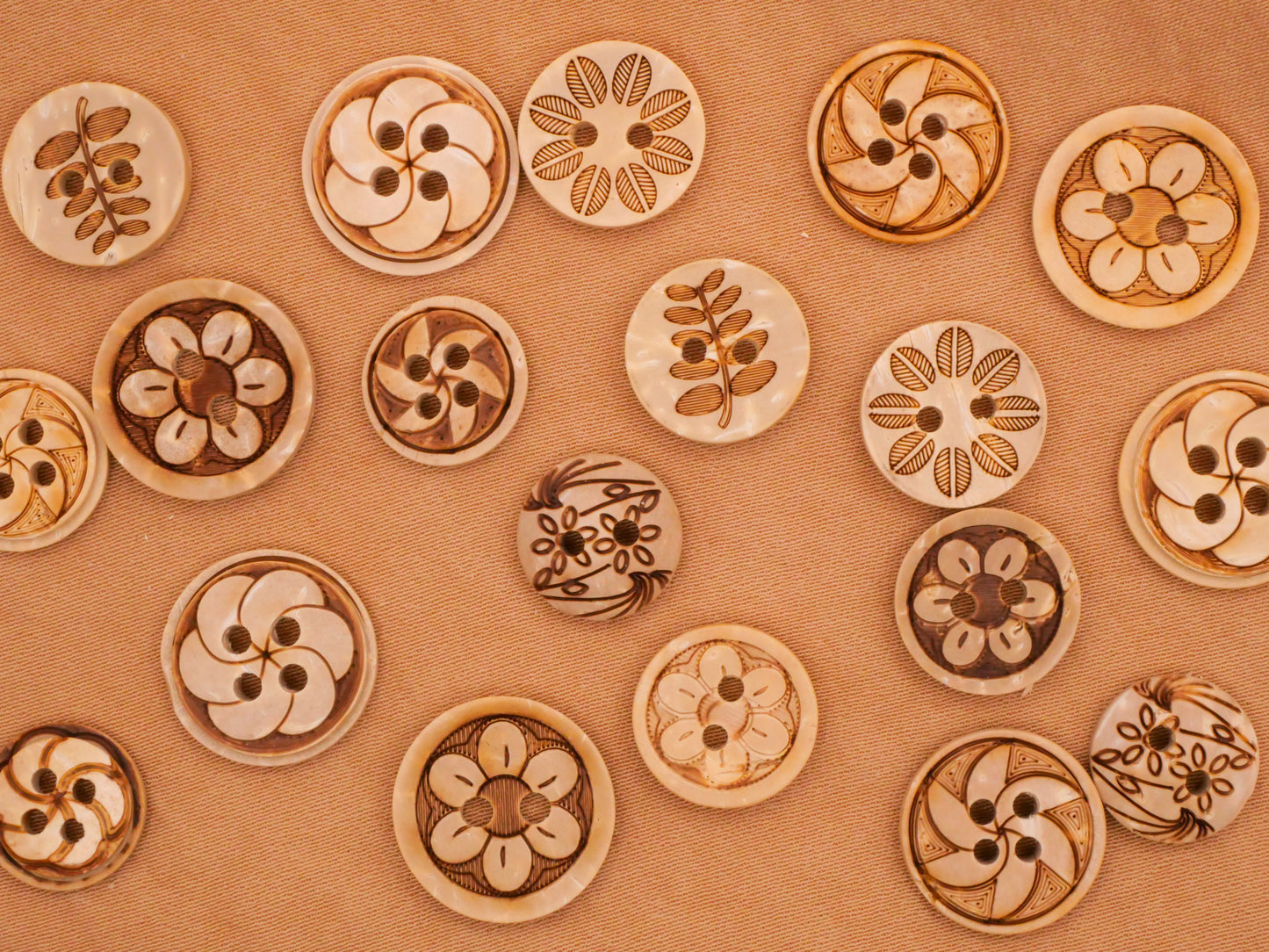 Flower Natural Coconut Shell Assorted Set of Ten Buttons 11-15mm