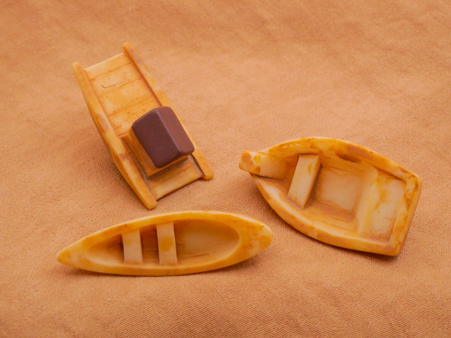 Boat Sampan Looks Like Wood Plastic Set of Three Buttons Various 10-33mm