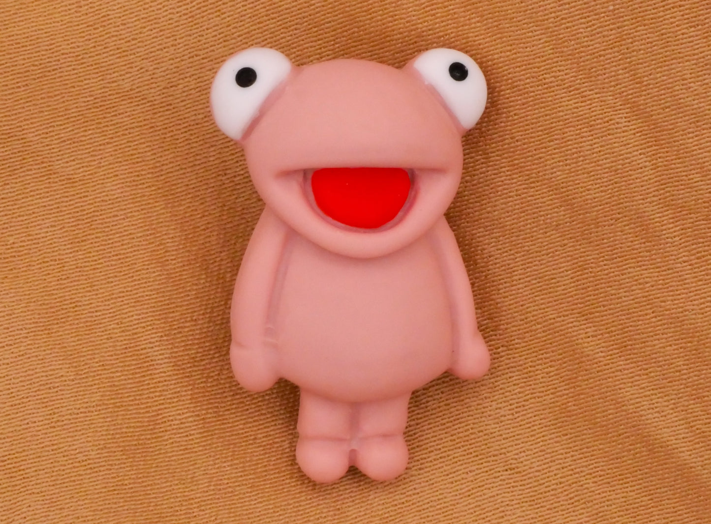 Frog Muppet Pink Green Plastic Kids Button Various 16x25mm