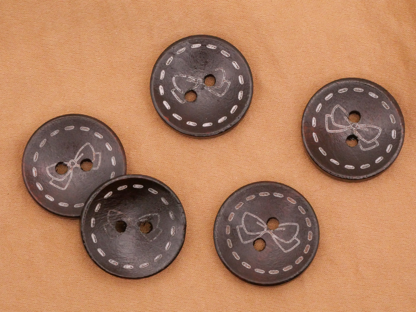 Bow Stitch Engraved Wood Sew-Thru Set of Five Buttons 20mm