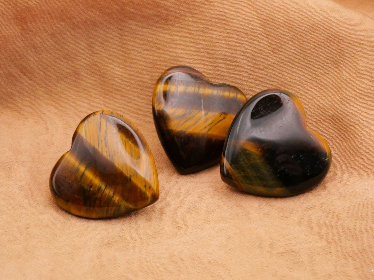 Heart Tiger Eye Natural Stone Button 20mm