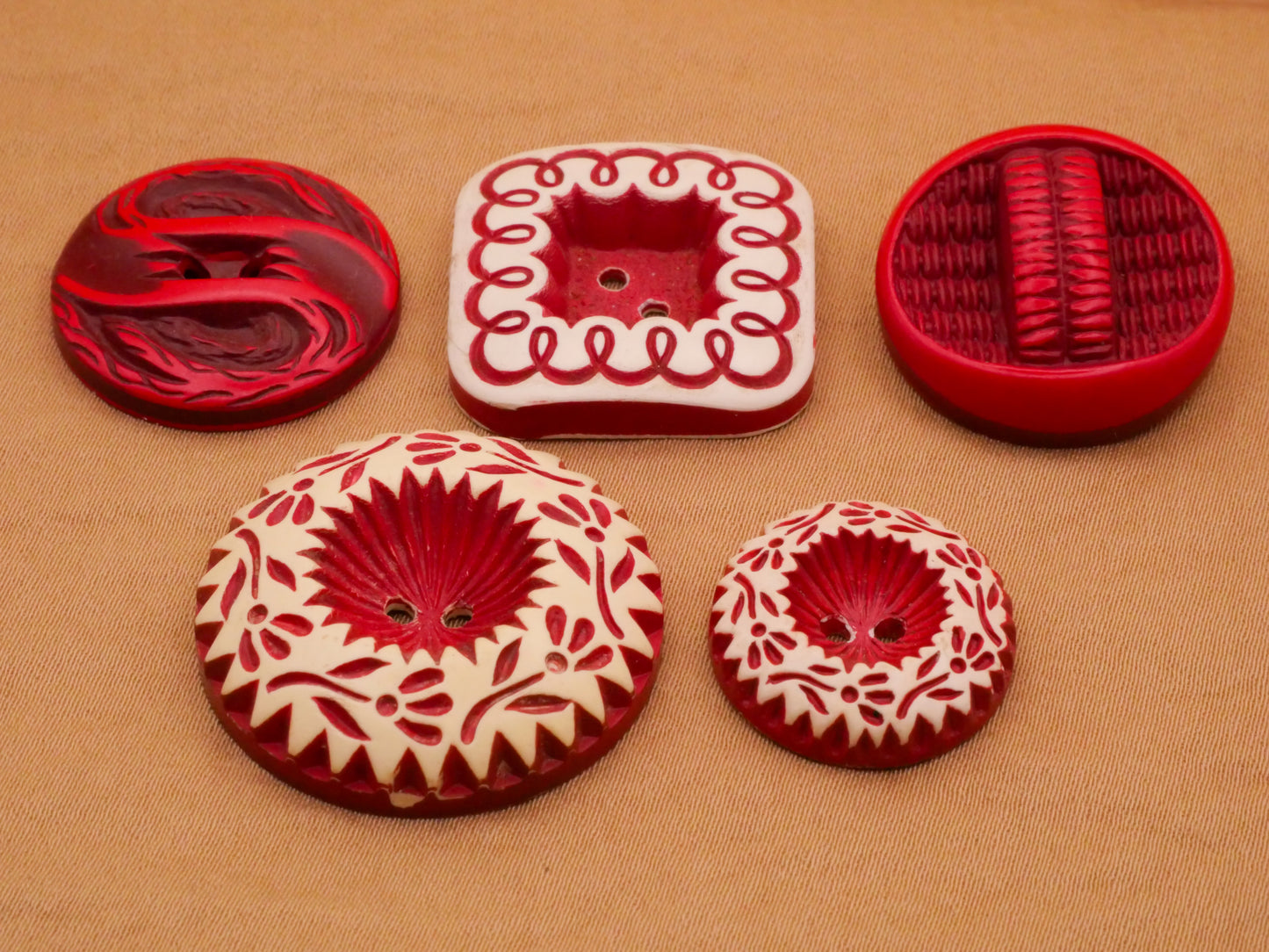 Buffed Celluloid Red White Early Plastic Vintage Button Various 19-28mm