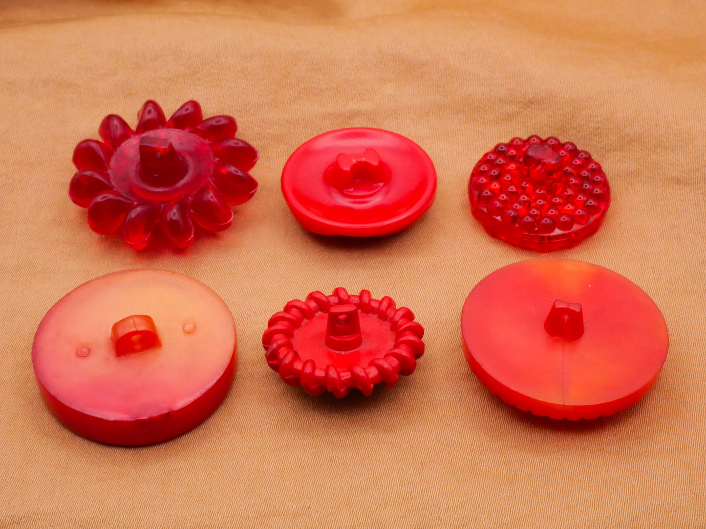 Red Coil Transparent Rhinestone Vintage Plastic Button Various 21-28mm