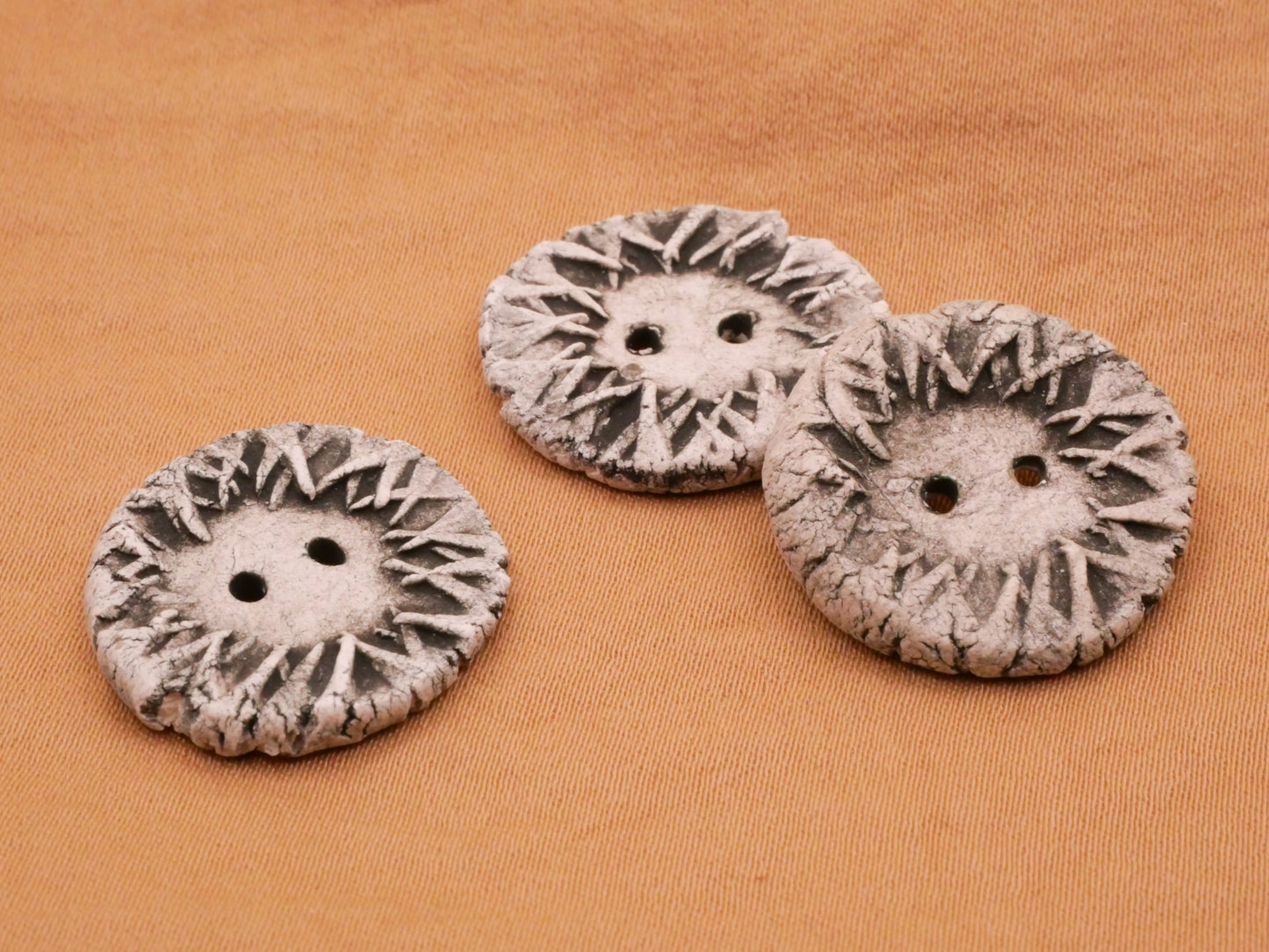 Handmade Flower Grey Stoneware Button 21mm