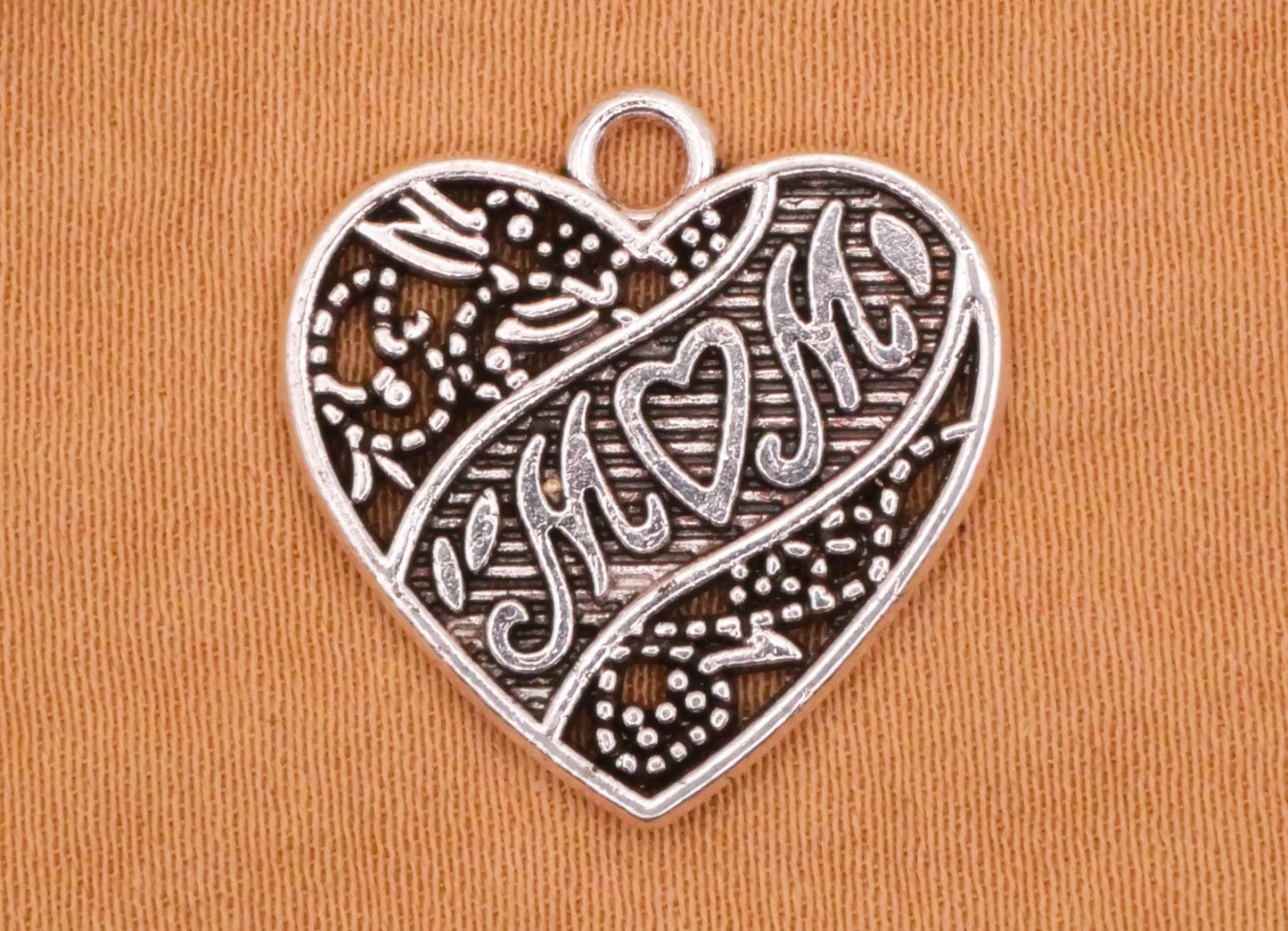 Mom Heart Mother's Day Metal Charm Embellishment 18mm