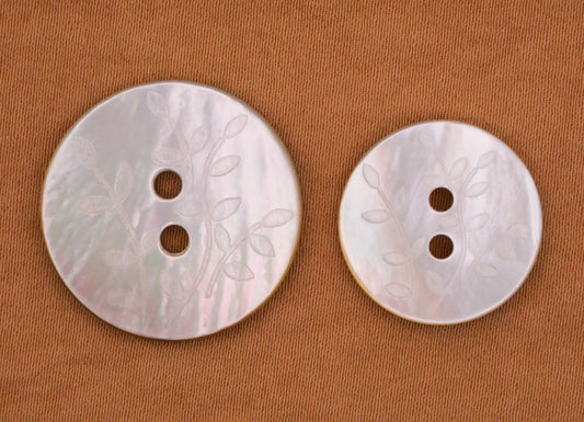 Mother of Pearl Etched Plant Leaves Natural Shell Button Various 18-23mm