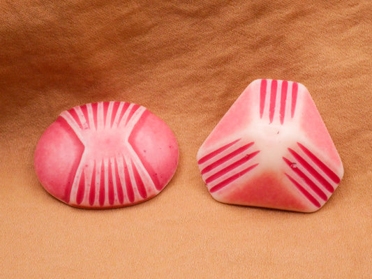 Buffed Look Pink Vintage Plastic Button Various 25x31mm