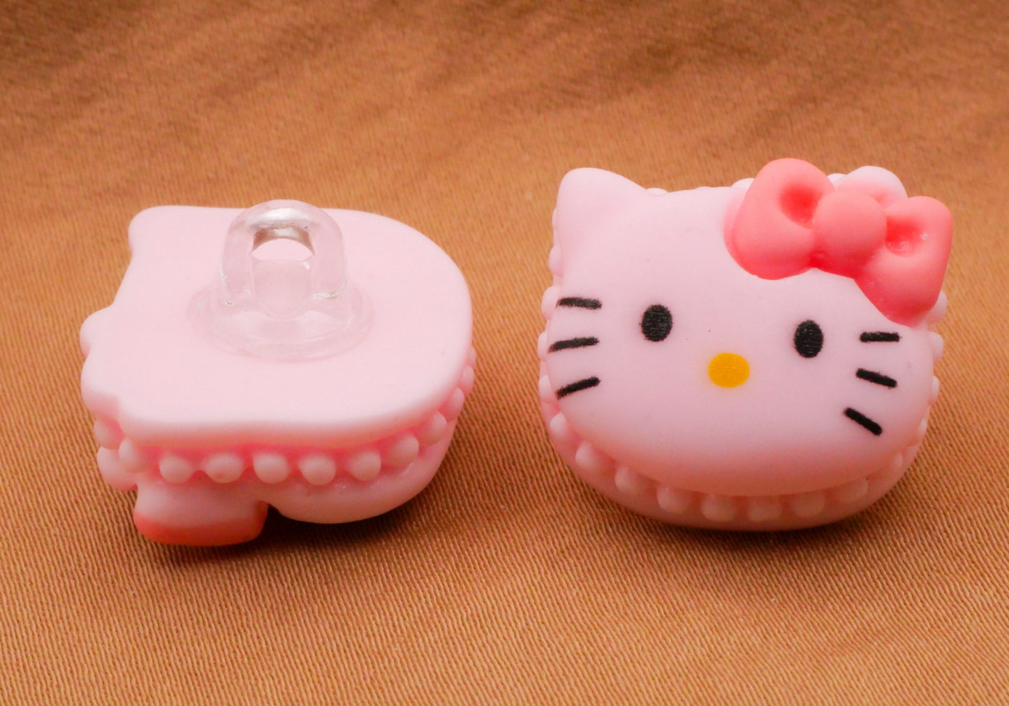 Hello Kitty Cat Pink Bow Kids Plastic Button 18x19mm