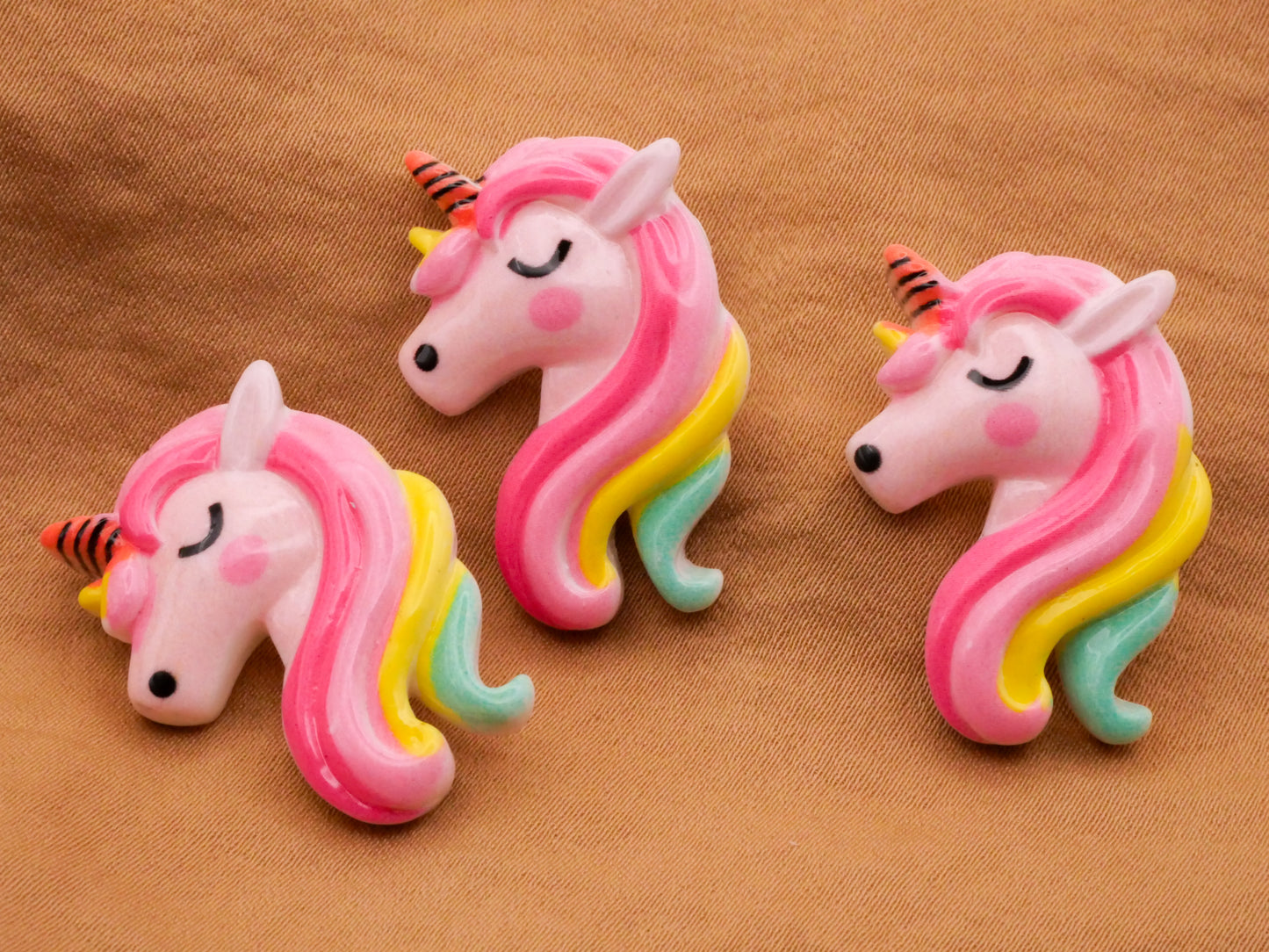 Unicorn Pink Rainbow Kids Plastic Button 20x31mm