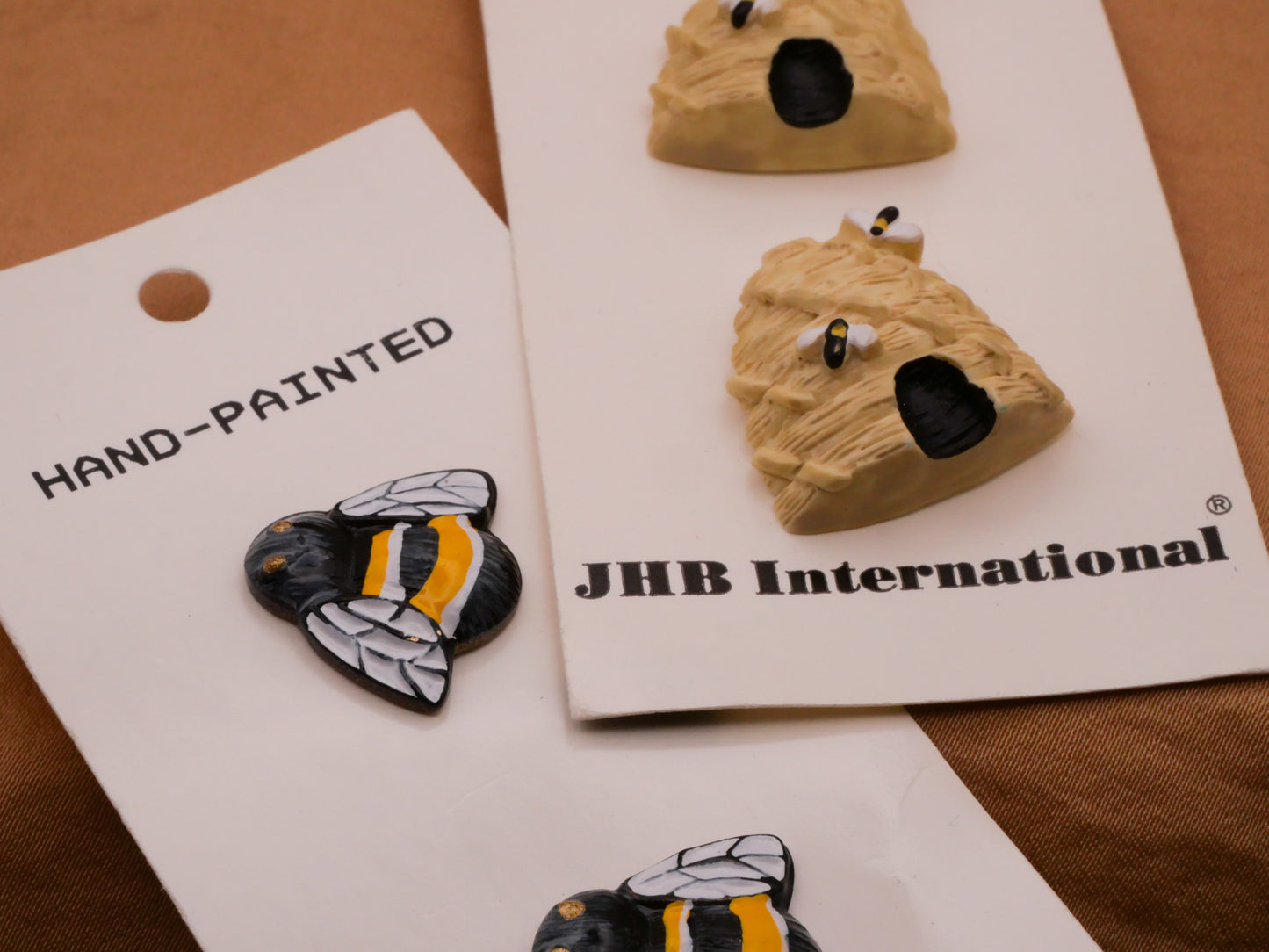 Bee Bumble Hive JHB Hand-Painted Plastic Metal Carded Buttons Various 17-22mm