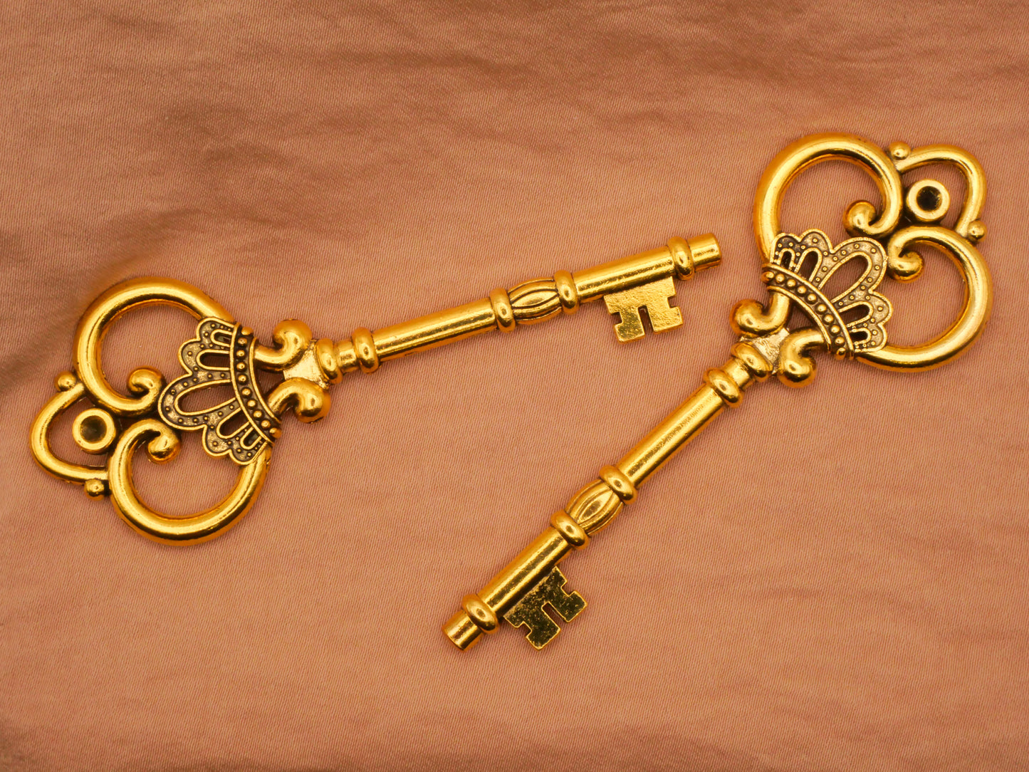 Crown Skeleton Key Gold Metal Large Embellishment 32x83mm