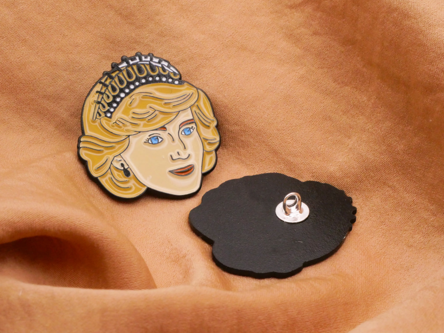 Princess Diana Royalty Enamel Metal Button 28x31mm