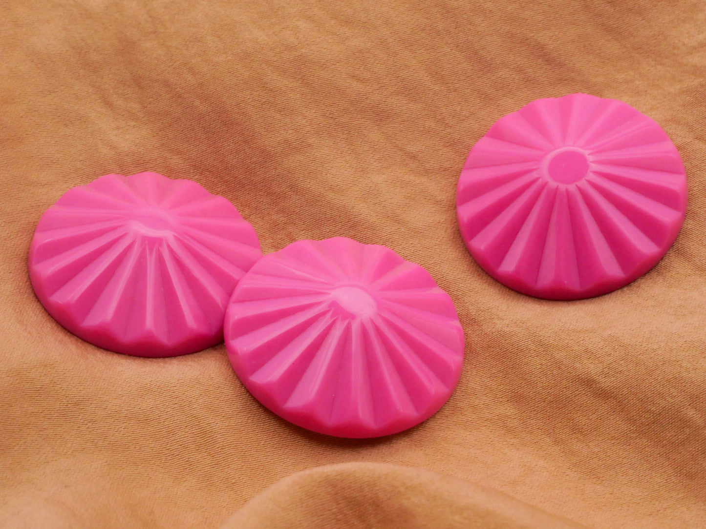 Umbrella Look Pink Vintage Plastic Button 29mm