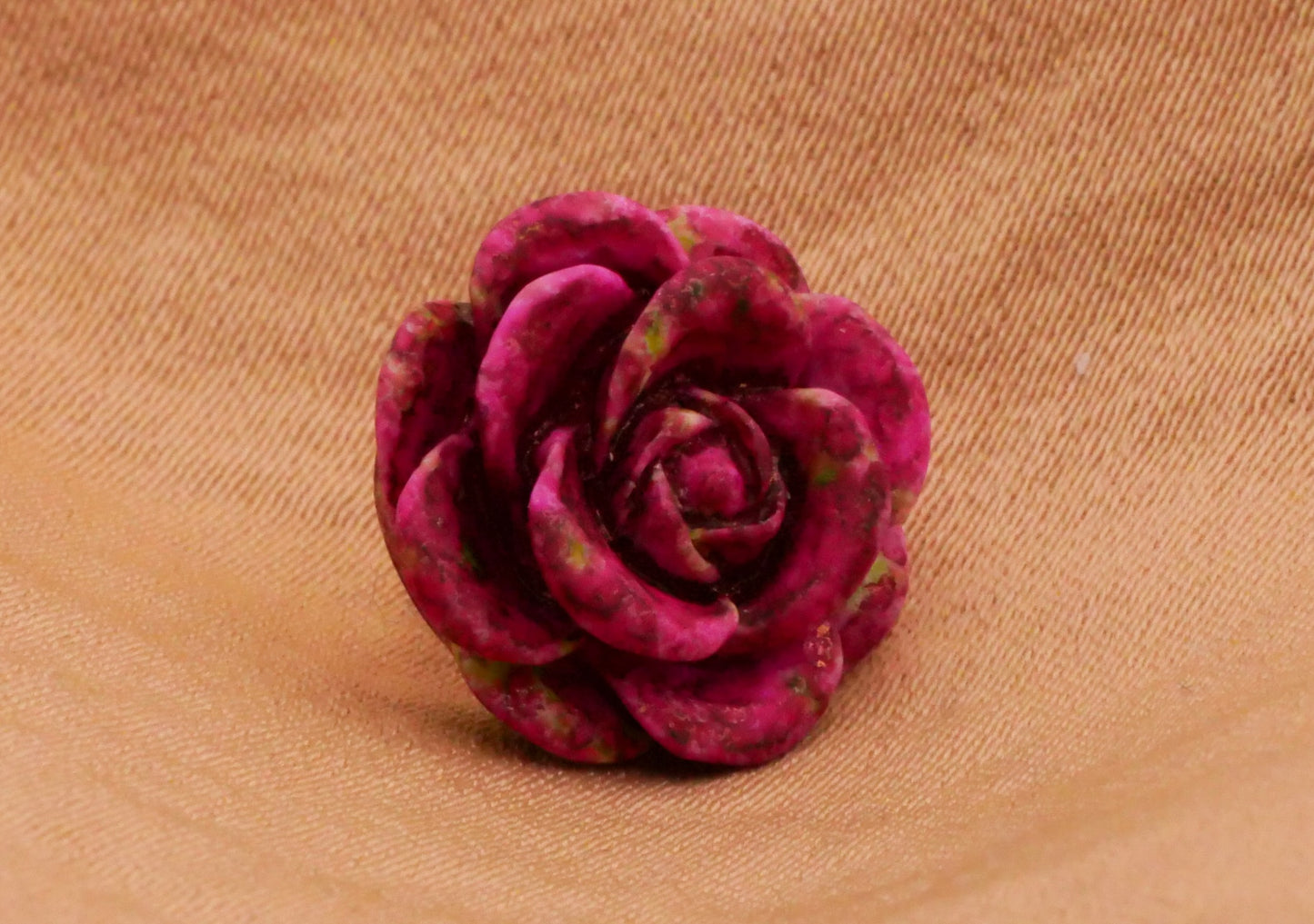 Rose Tie Dye Look Magenta Green Plastic Set of Three Buttons 13mm