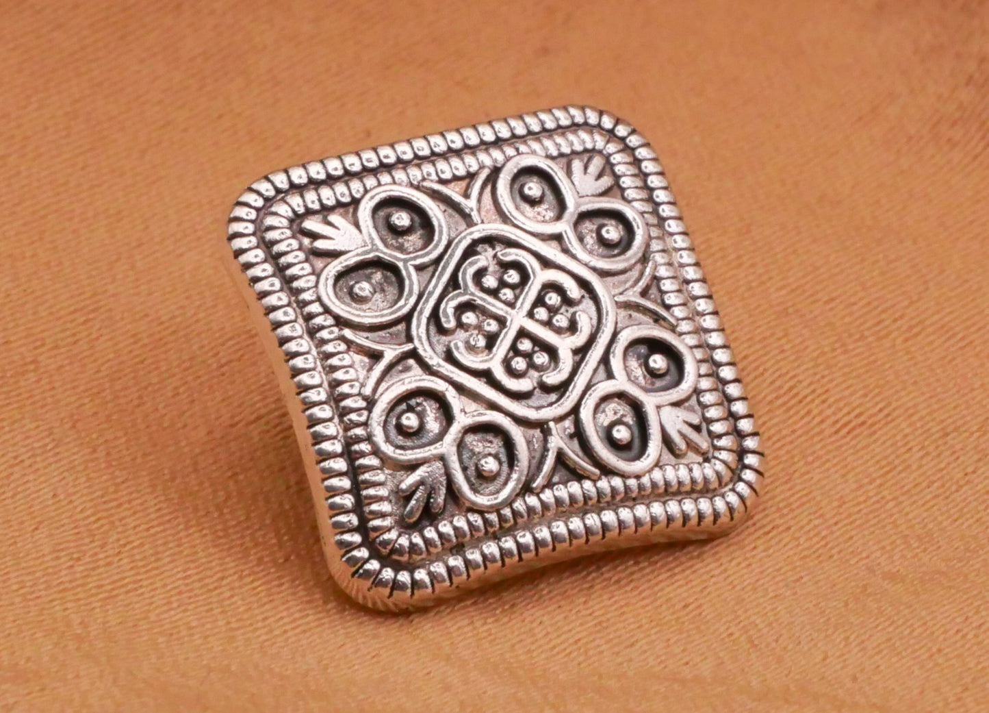 Filigree Square Tile Look Silver Metal Set of Five Buttons 14mm