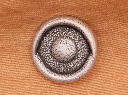 Eye Wide Open Textured Metal Button 18mm